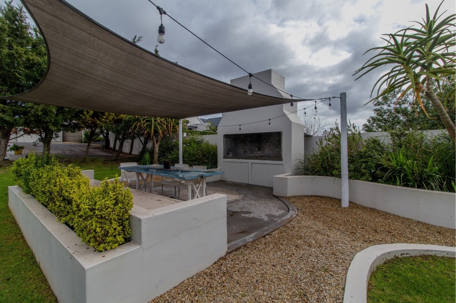 9 Bedroom Property for Sale in Olifantskop Western Cape